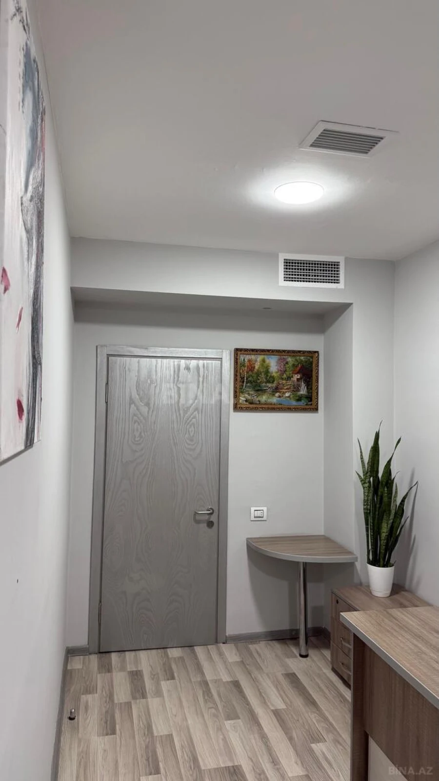 Kirayə verilir 1 otaqlı ofis 25 m²