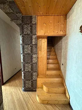 Satılır 4 otaqlı mənzil 110 m²
