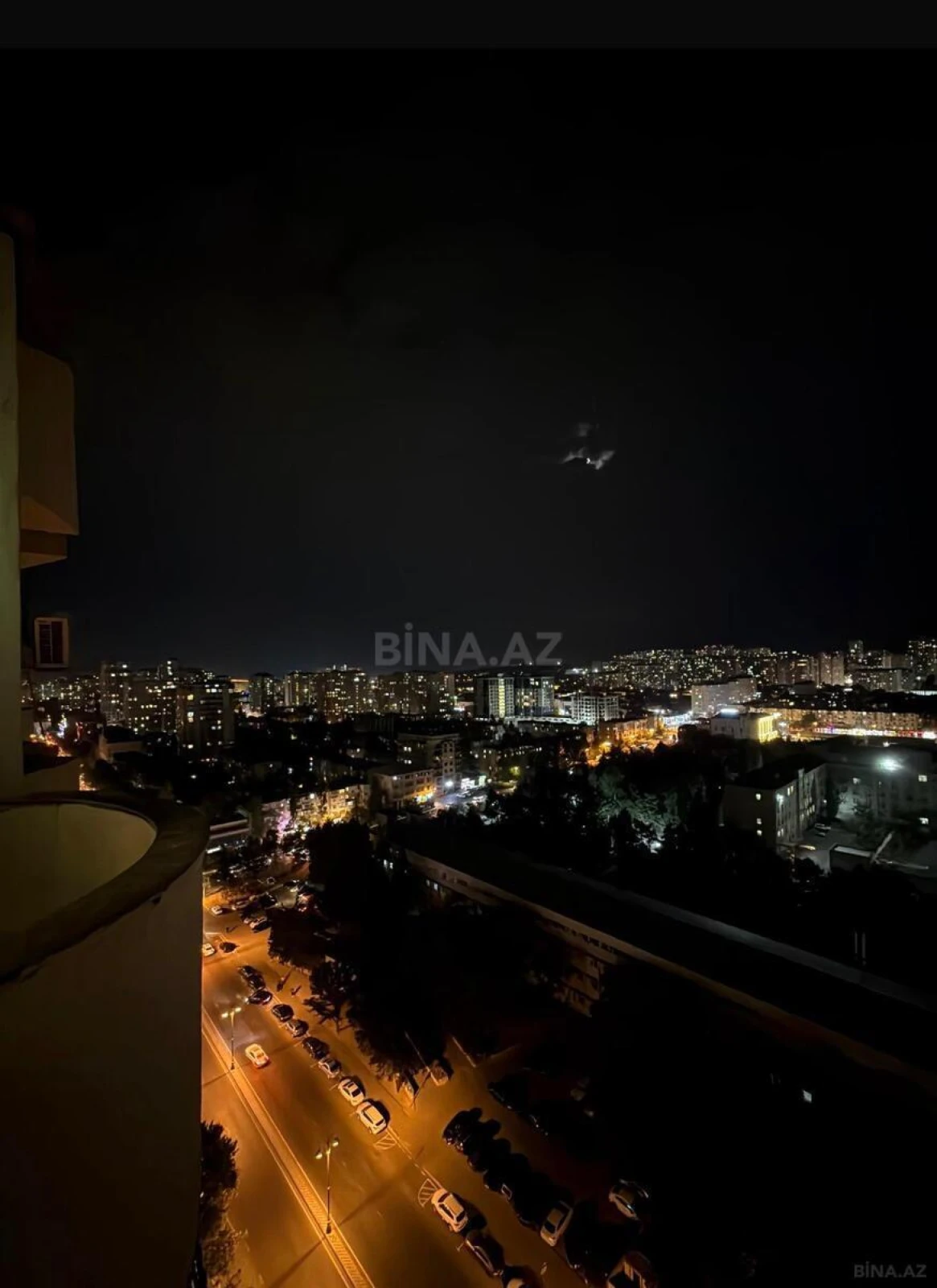 Satılır 4 otaqlı mənzil 110 m²