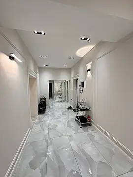 Satılır 4 otaqlı mənzil 170 m²