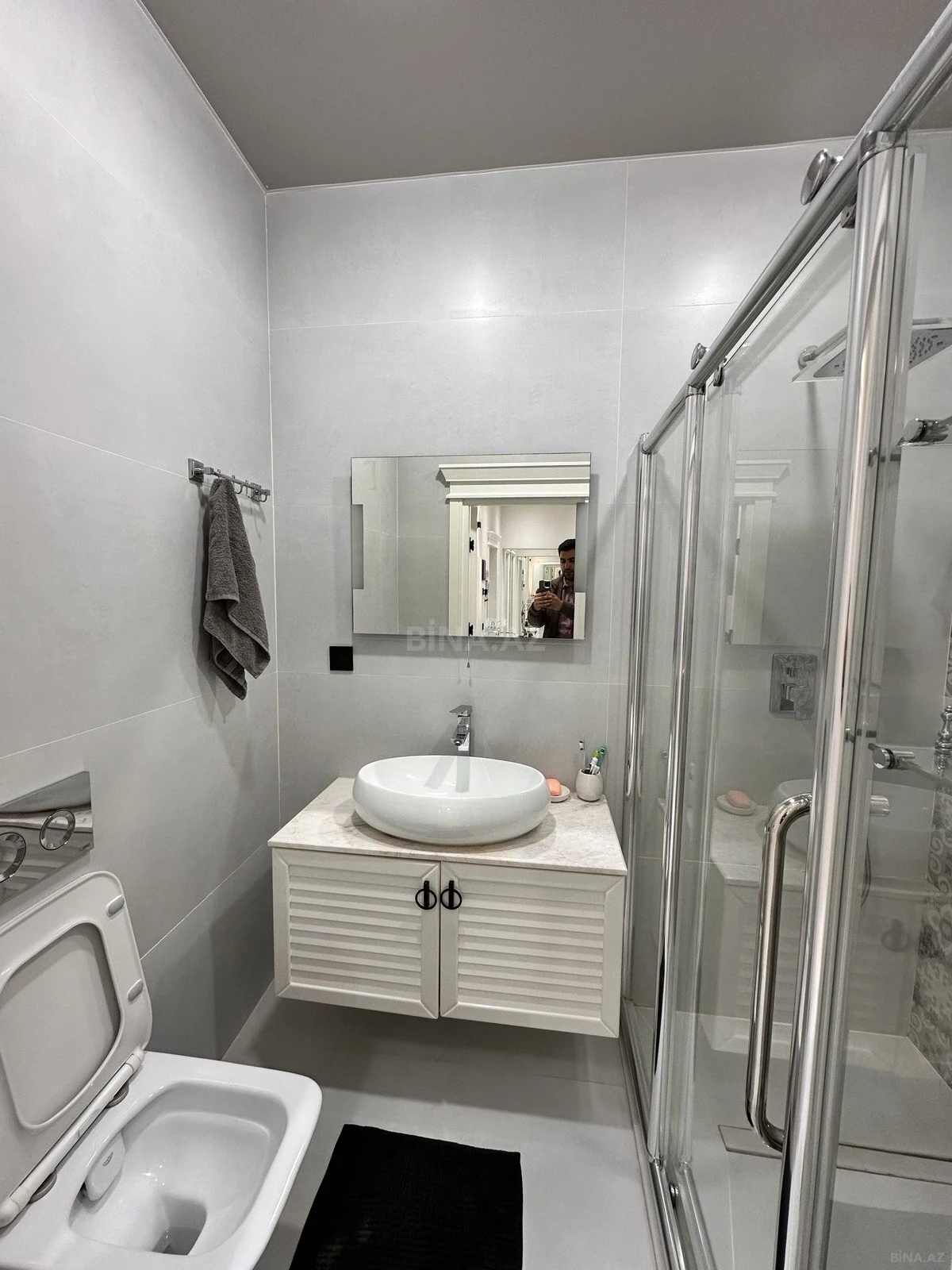 Satılır 4 otaqlı mənzil 170 m²