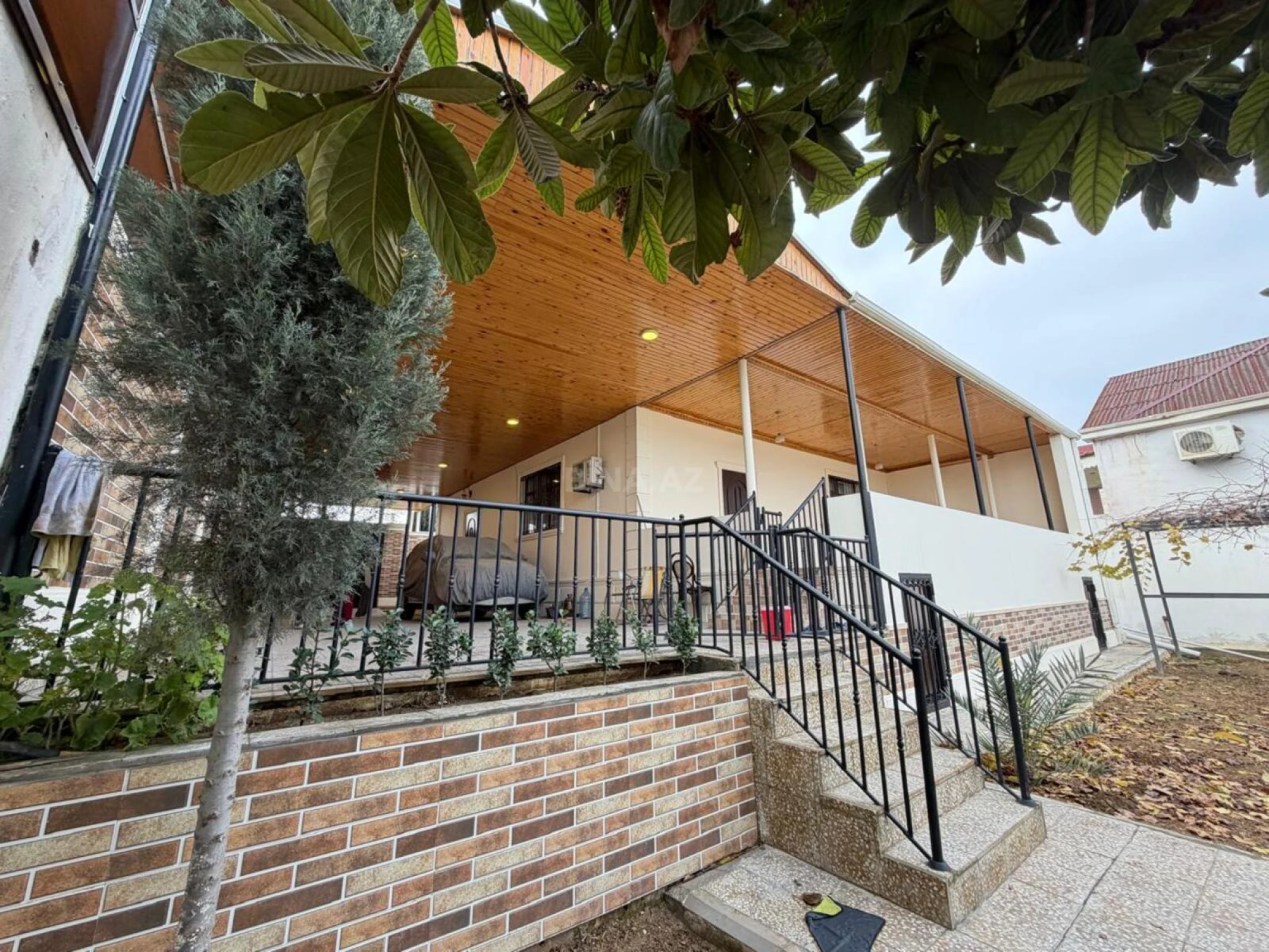 Satılır 5 otaqlı həyət evi 120 m²