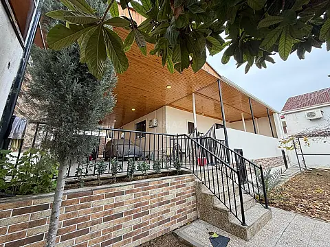 Satılır 5 otaqlı həyət evi 120 m²