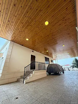 Satılır 5 otaqlı həyət evi 120 m²