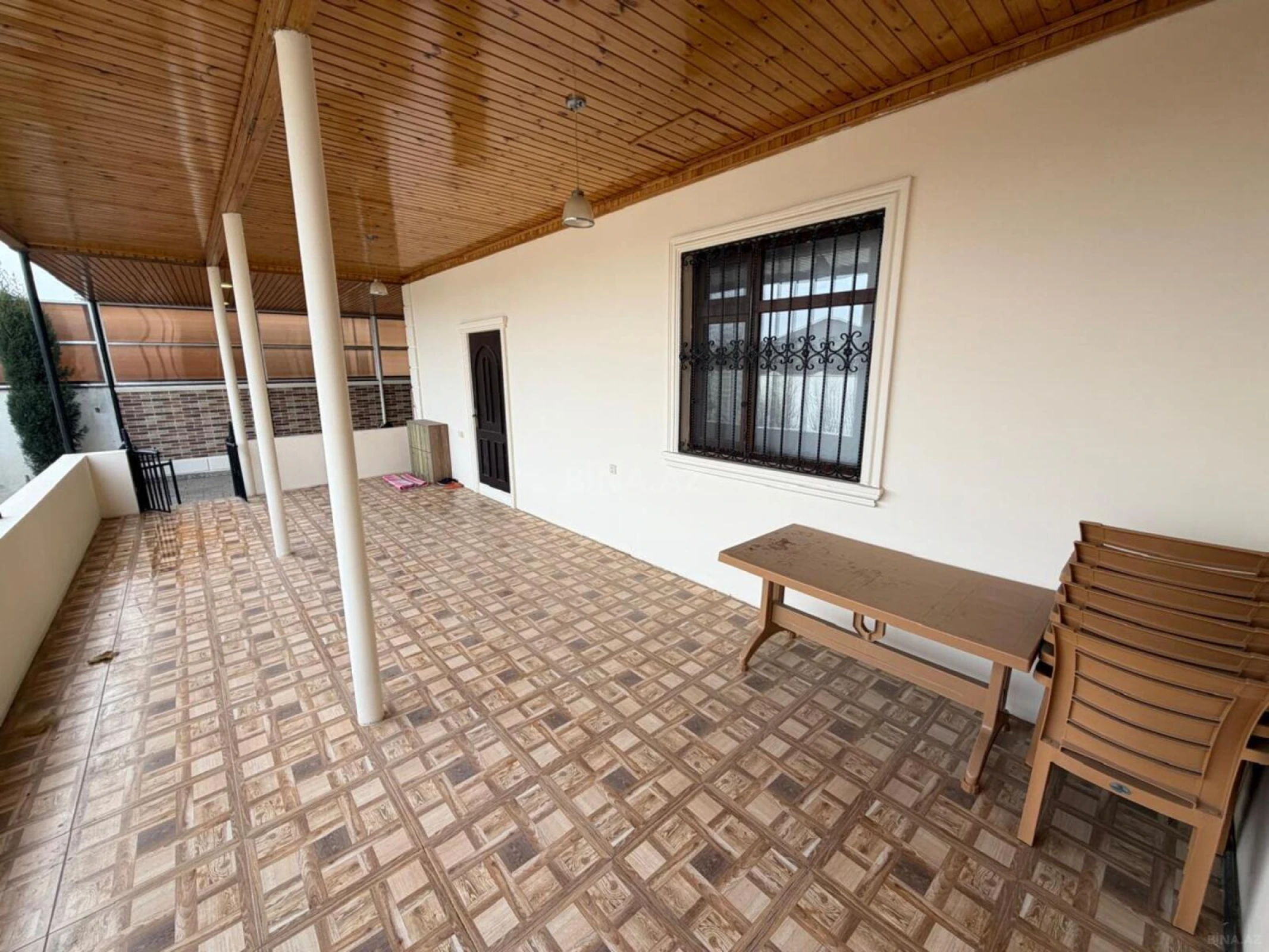 Satılır 5 otaqlı həyət evi 120 m²