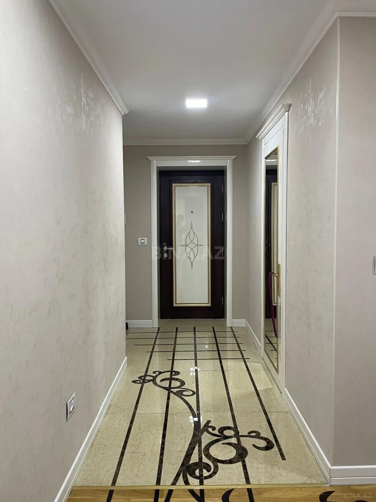 Kirayə verilir 3 otaqlı mənzil 130 m²