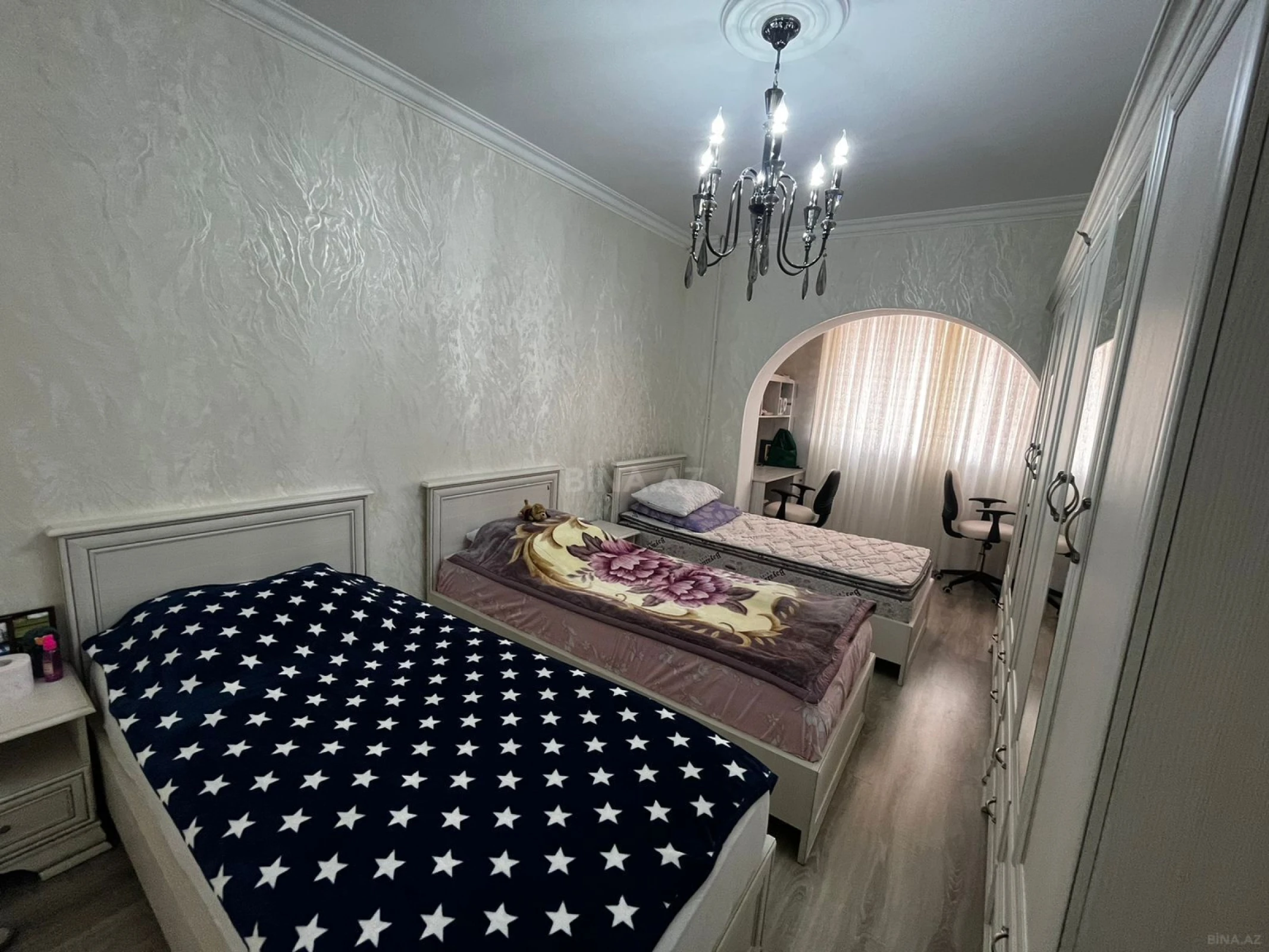 Satılır 3 otaqlı mənzil 92 m²