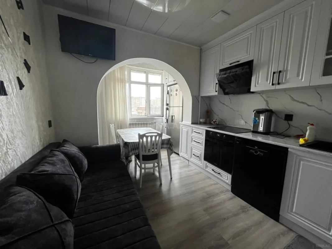 Satılır 3 otaqlı mənzil 92 m²