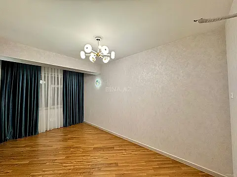 Satılır 3 otaqlı mənzil 127 m²
