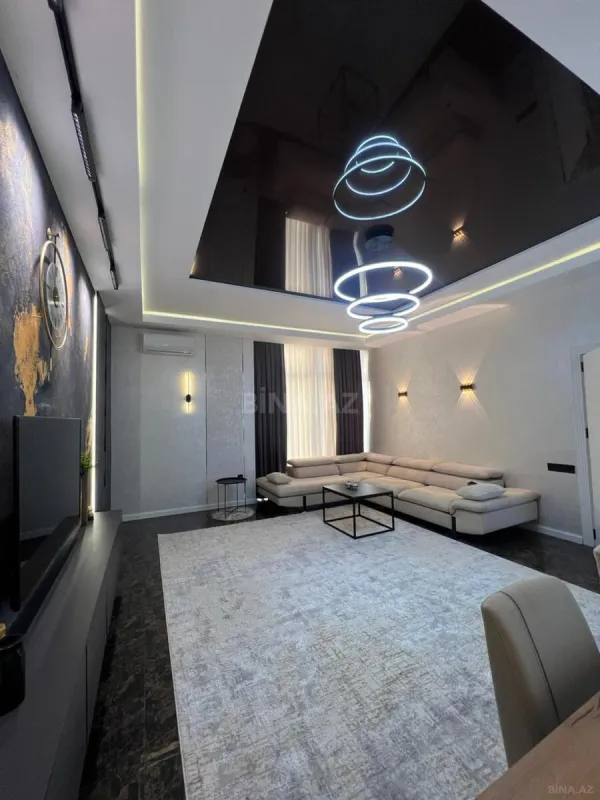 Kirayə verilir 3 otaqlı mənzil 168 m²