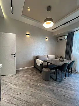 Kirayə verilir 3 otaqlı mənzil 168 m²