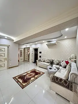 Satılır 3 otaqlı mənzil 155 m²