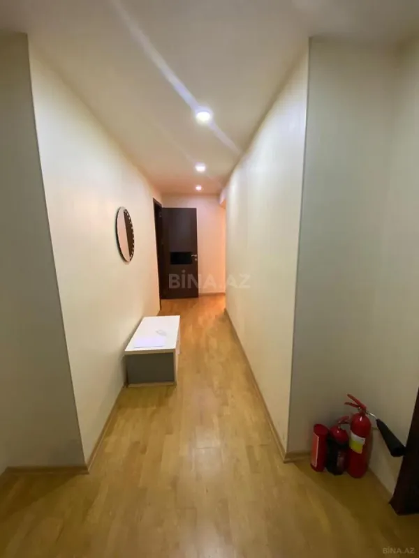 Kirayə verilir 2 otaqlı mənzil 90 m²