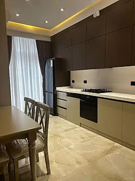 Kirayə verilir 2 otaqlı mənzil 110 m² — Bakı, Nizami 2 otaq 110.00 m²