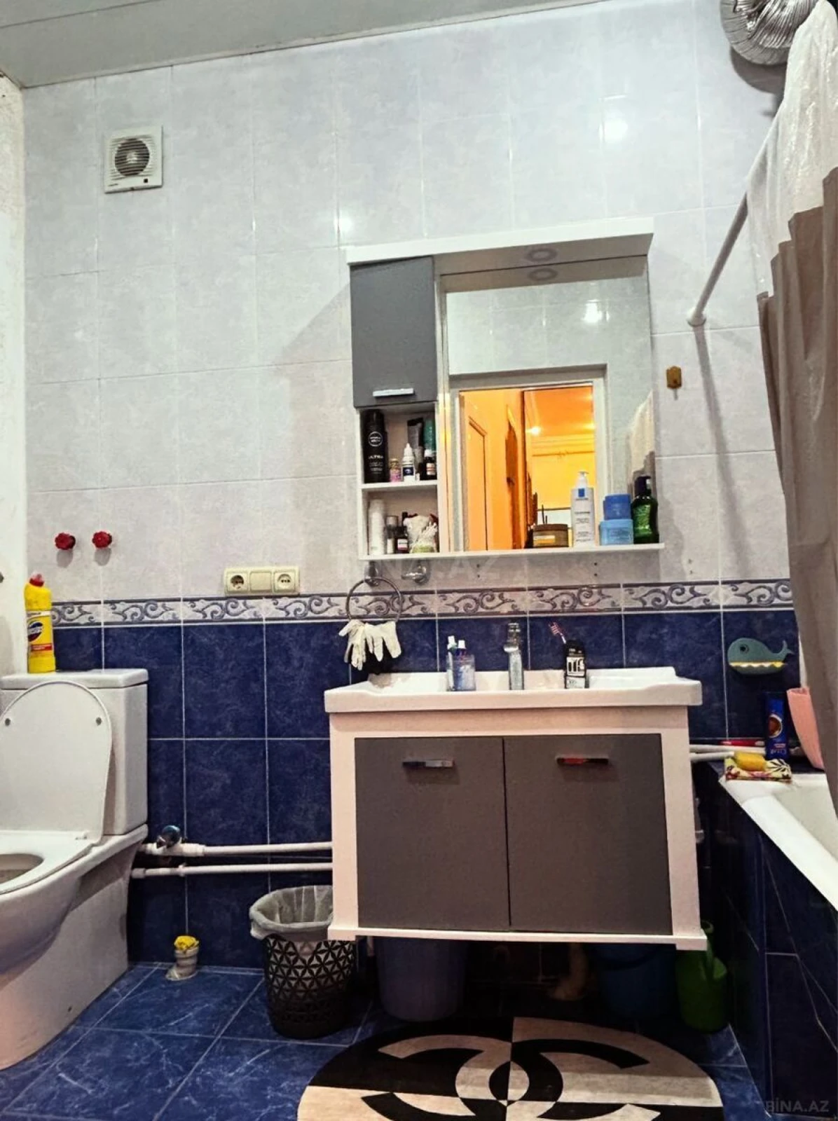 Satılır 2 otaqlı mənzil 70 m²