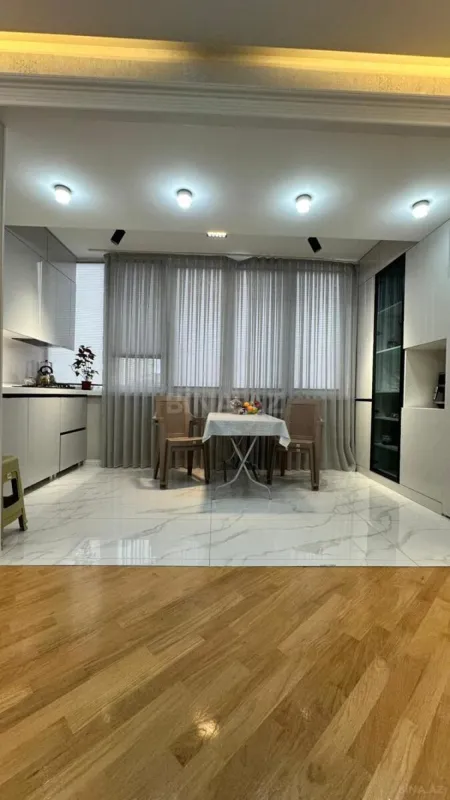 Satılır 3 otaqlı mənzil 100 m²