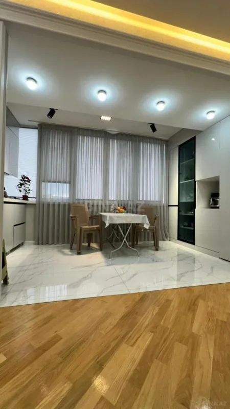 Satılır 3 otaqlı mənzil 100 m²