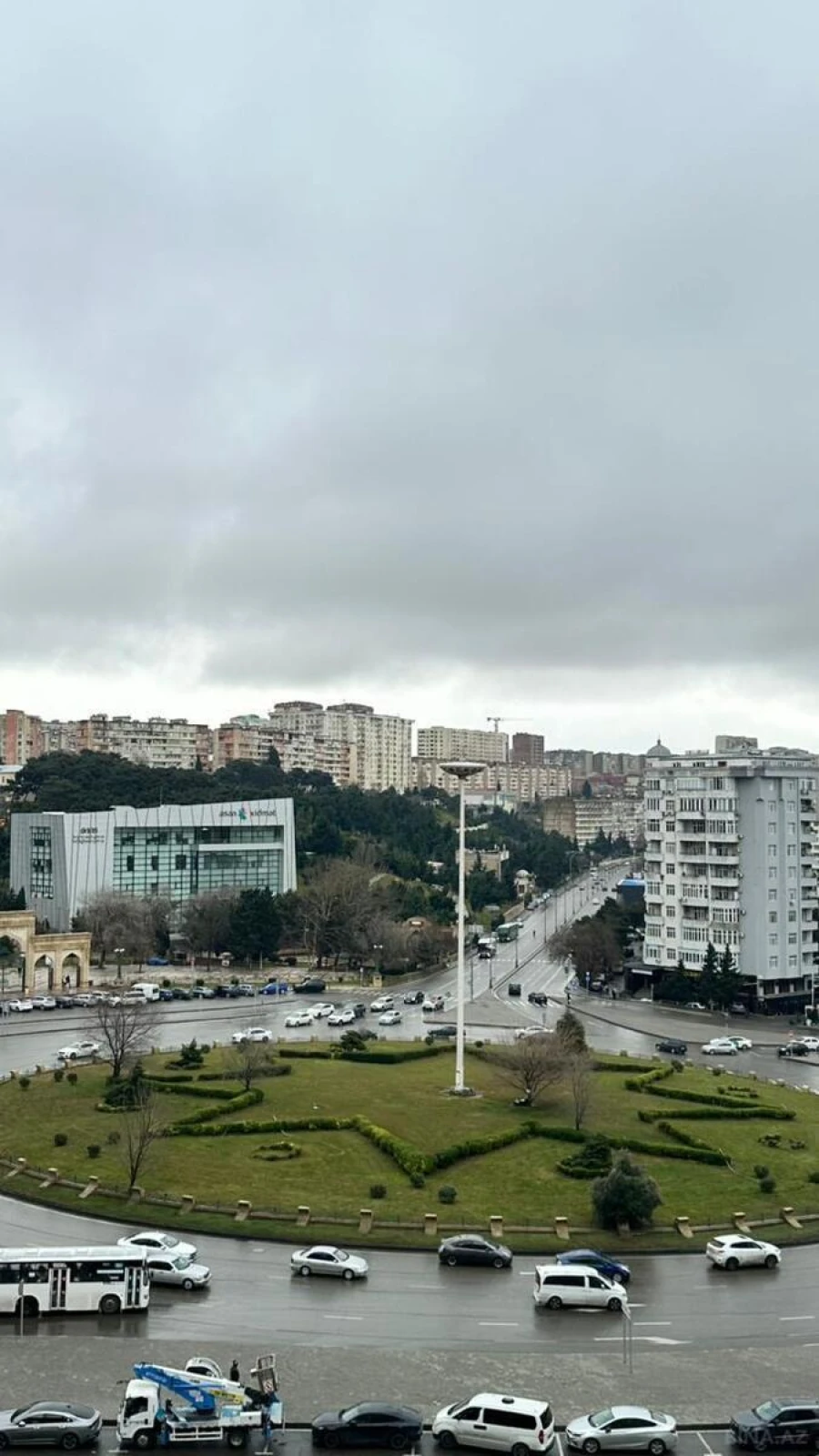 Satılır 3 otaqlı mənzil 100 m²