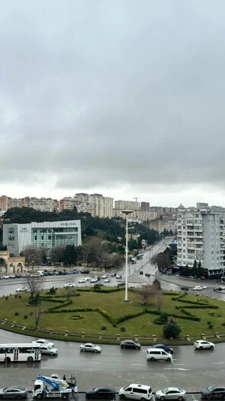 Satılır 3 otaqlı mənzil 100 m²