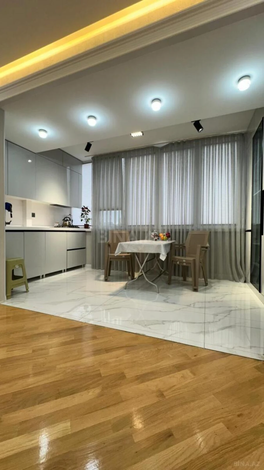 Satılır 3 otaqlı mənzil 100 m²
