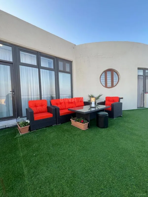 Satılır 3 otaqlı mənzil 465 m²