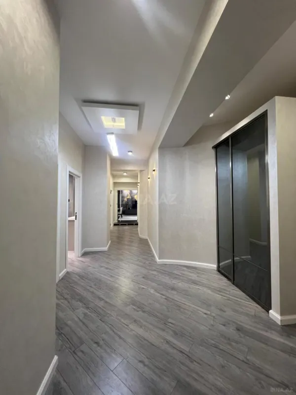 Satılır 3 otaqlı mənzil 465 m²