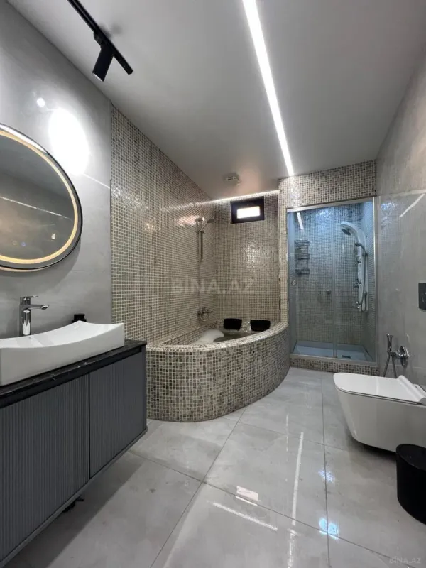Satılır 3 otaqlı mənzil 465 m²
