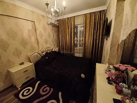 Satılır 3 otaqlı mənzil 110 m²