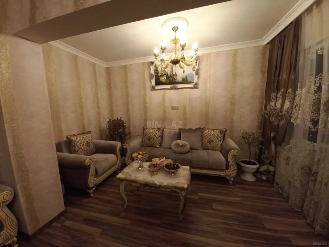 Satılır 3 otaqlı mənzil 110 m²