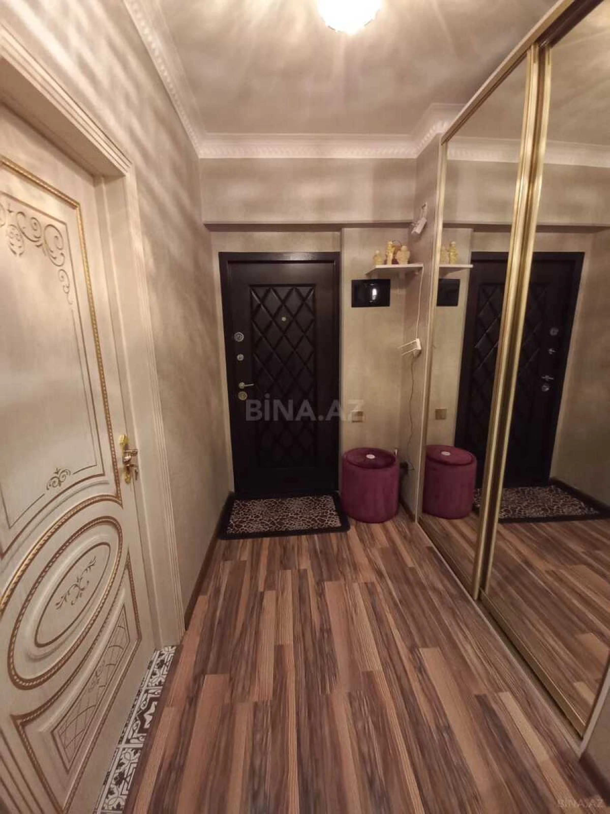 Satılır 3 otaqlı mənzil 110 m²