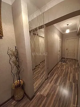 Satılır 3 otaqlı mənzil 110 m²