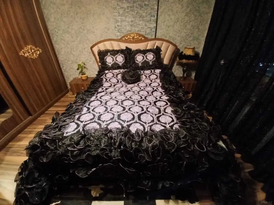 Satılır 3 otaqlı mənzil 110 m²