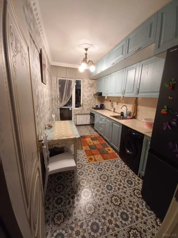 Satılır 3 otaqlı mənzil 110 m²