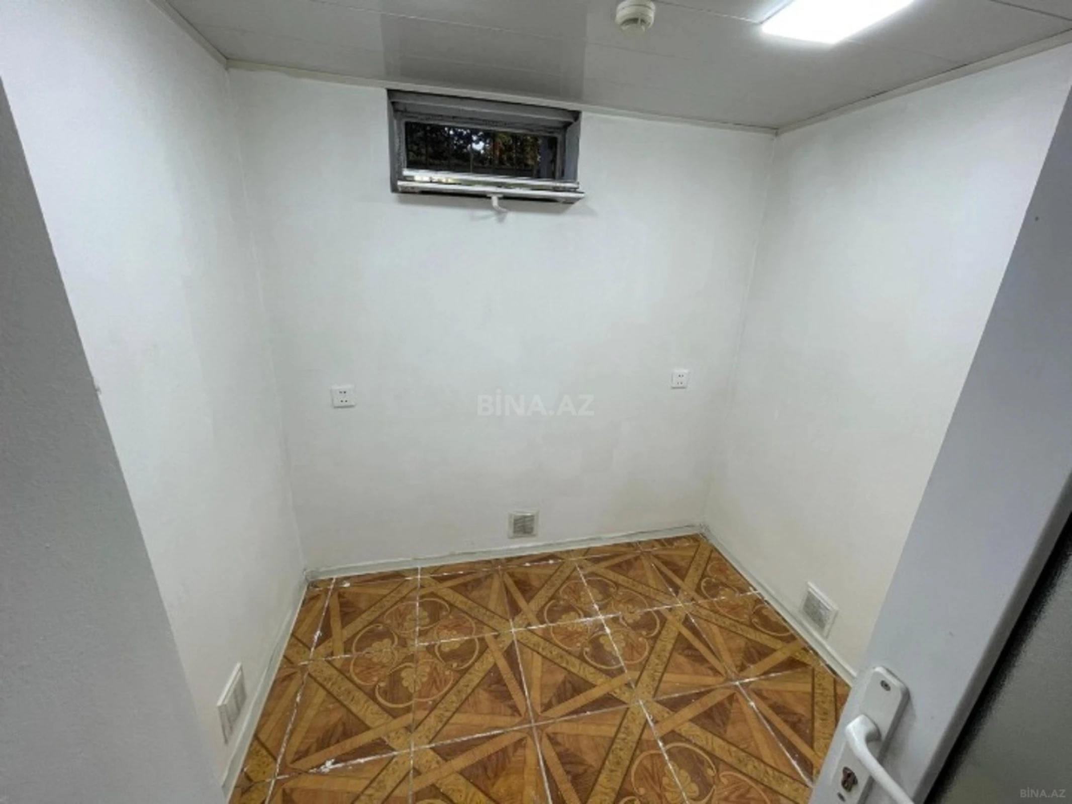 Kirayə verilir 2 otaqlı ofis 100 m²