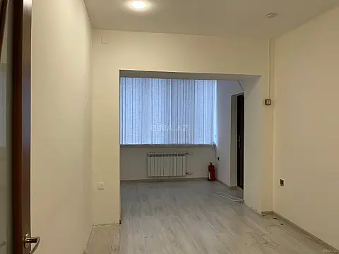 Kirayə verilir 2 otaqlı ofis 100 m²