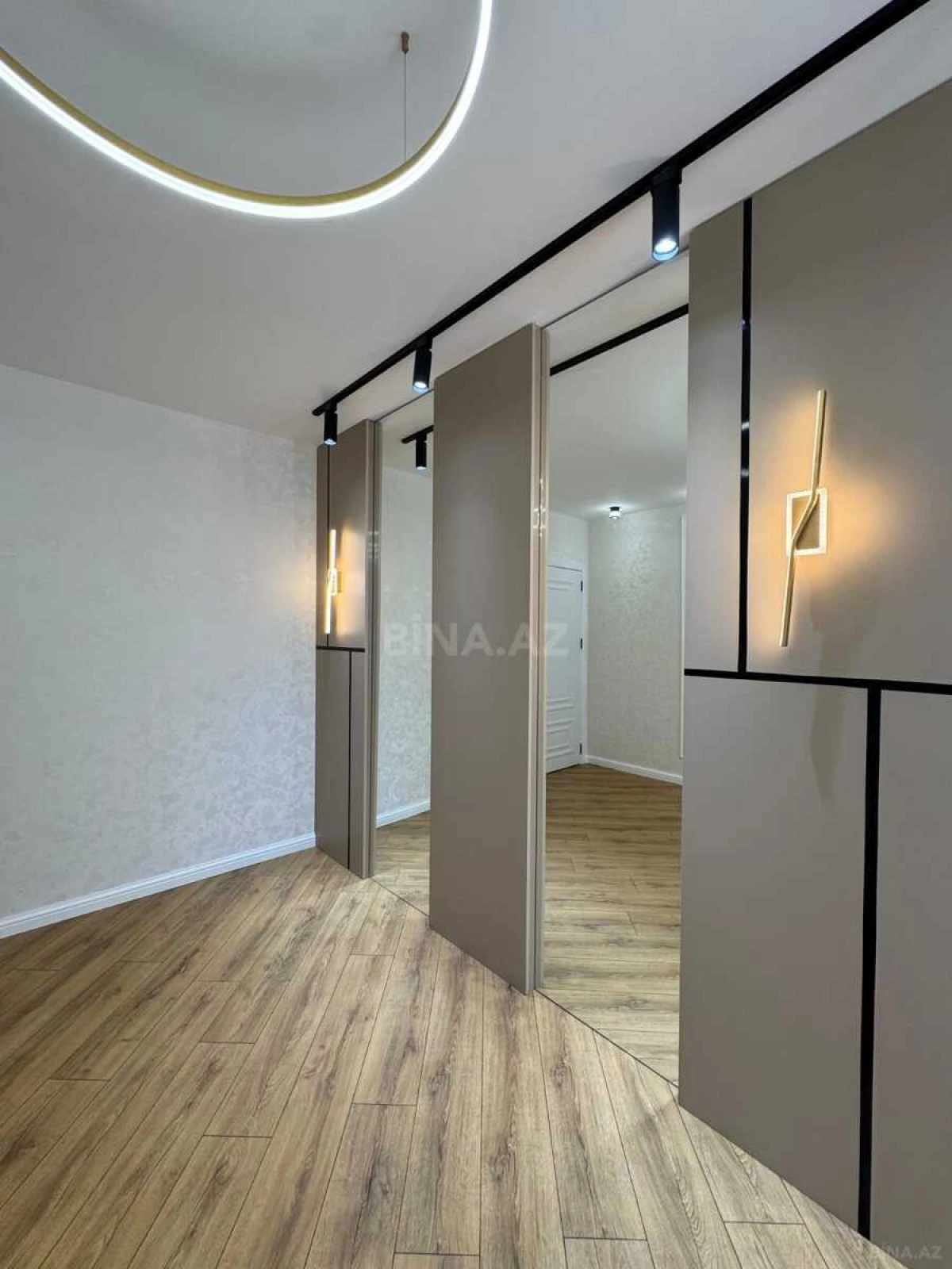 Satılır 3 otaqlı mənzil 60 m²