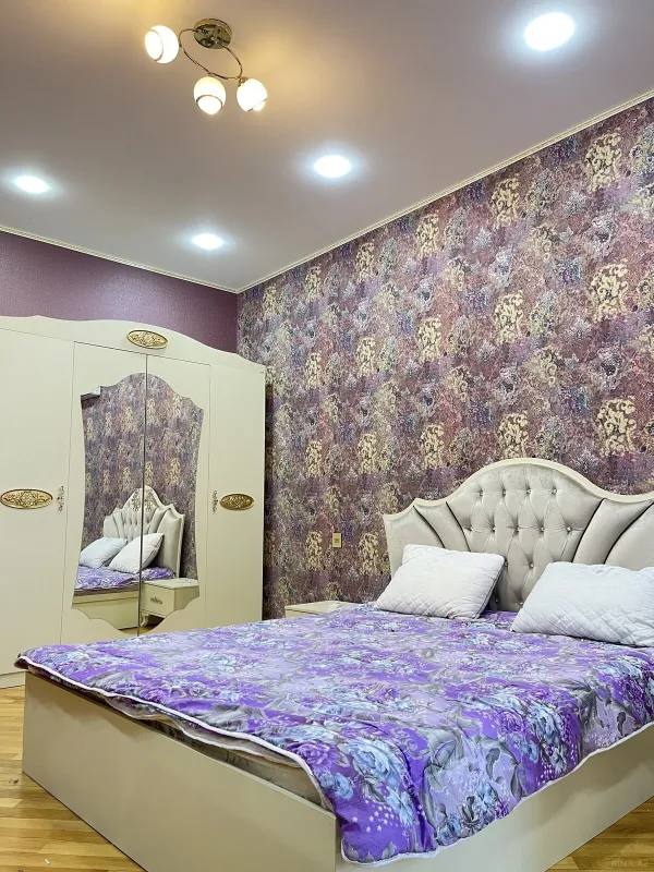 Kirayə verilir 2 otaqlı mənzil 100 m²