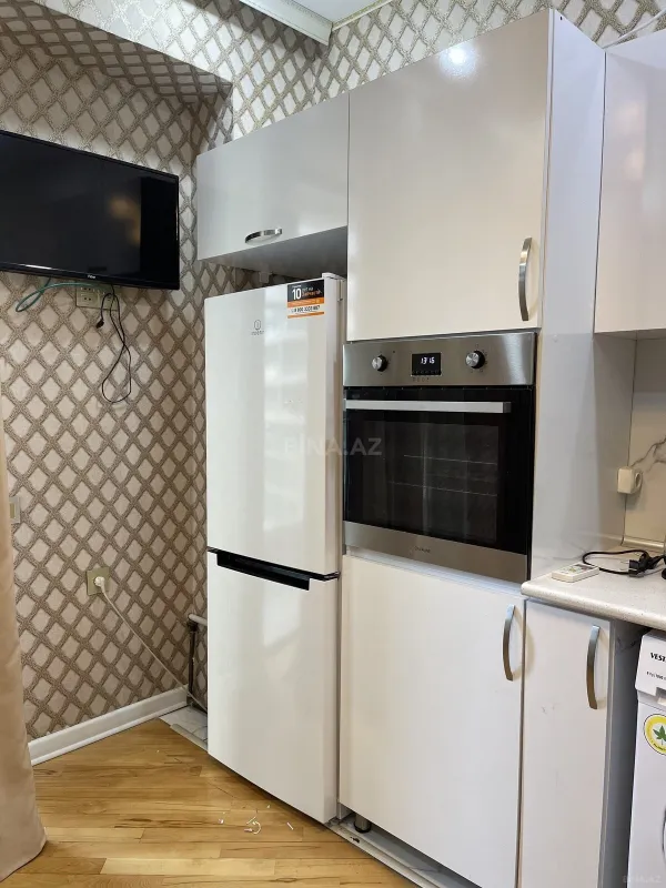 Kirayə verilir 2 otaqlı mənzil 100 m²