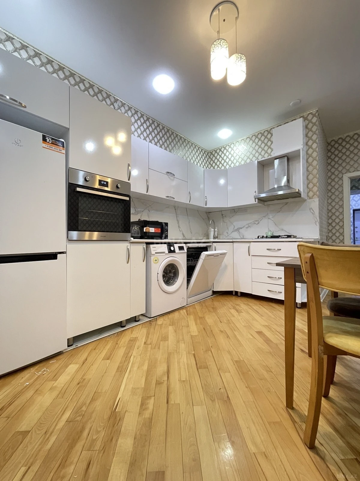 Kirayə verilir 2 otaqlı mənzil 100 m²