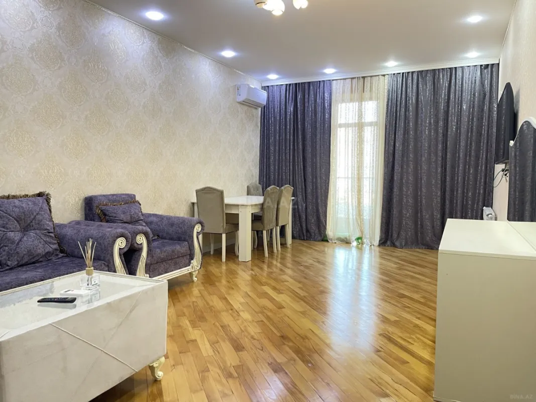 Kirayə verilir 2 otaqlı mənzil 100 m²