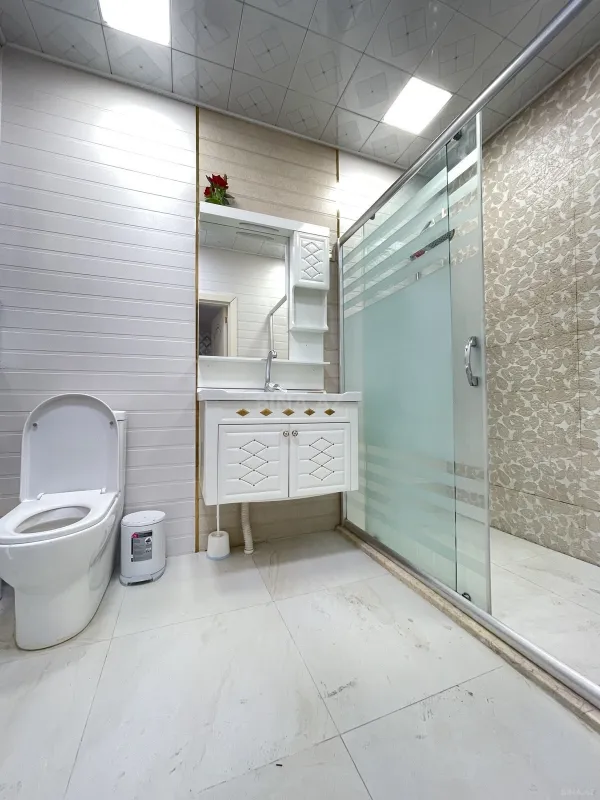 Kirayə verilir 2 otaqlı mənzil 100 m²