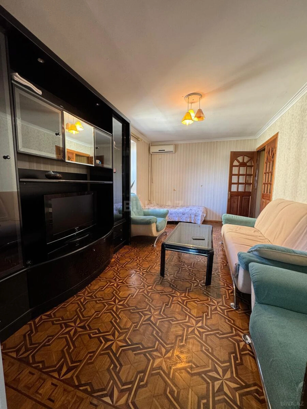 Satılır 2 otaqlı mənzil 60 m²