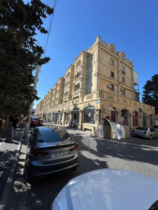 Satılır 2 otaqlı mənzil 60 m²