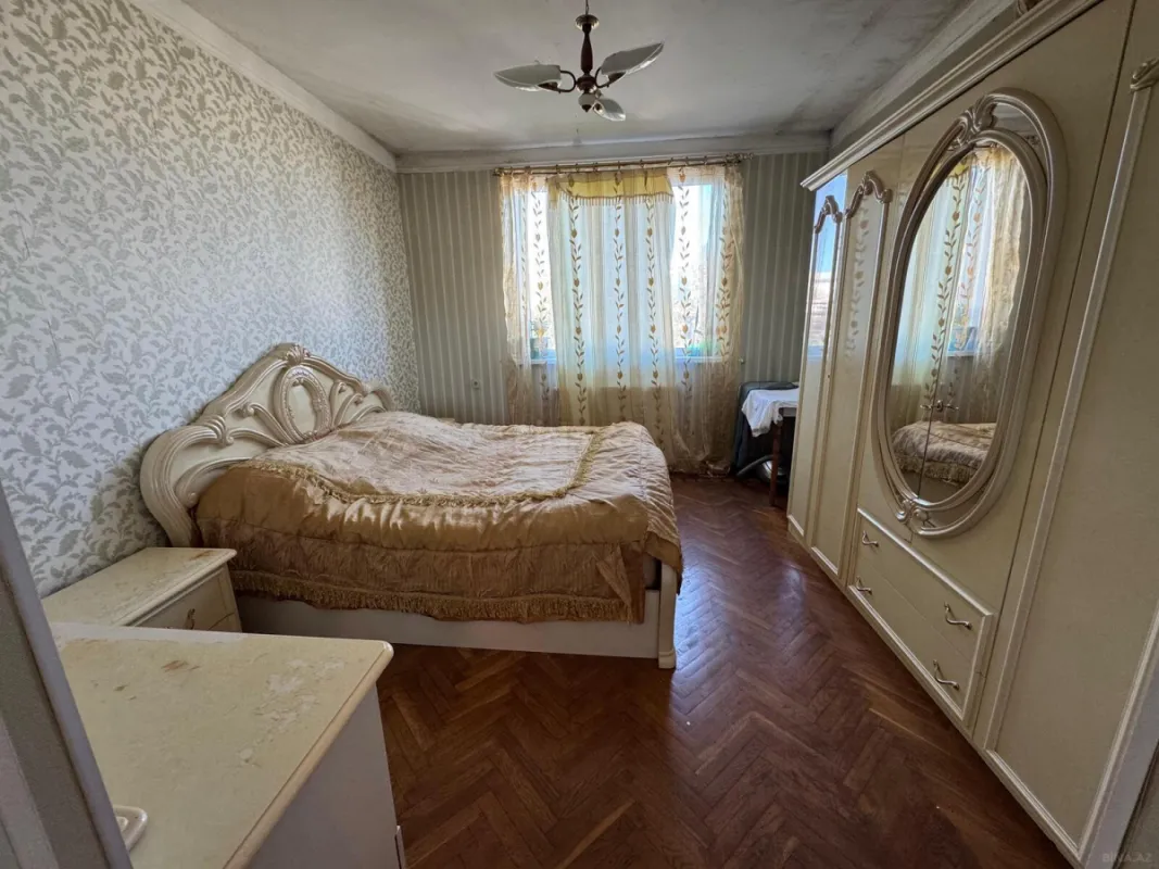 Satılır 2 otaqlı mənzil 60 m²