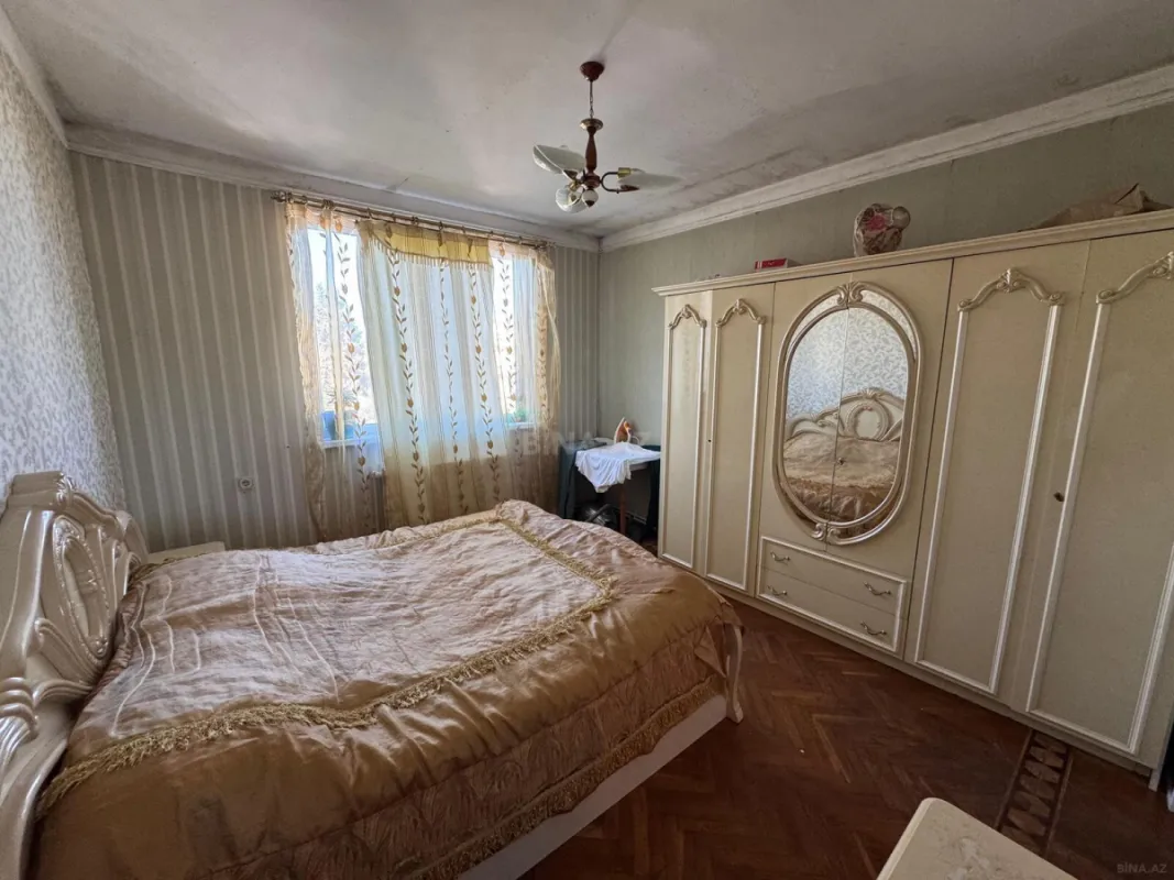 Satılır 2 otaqlı mənzil 60 m²