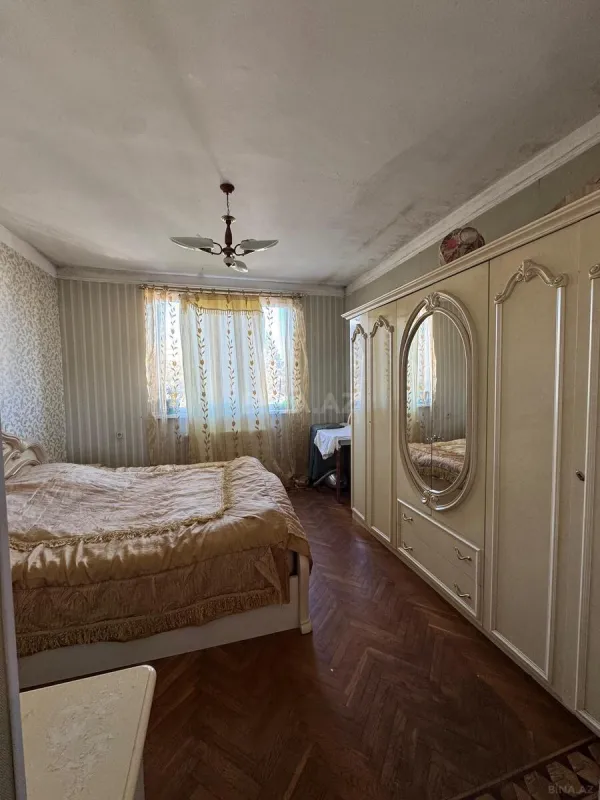 Satılır 2 otaqlı mənzil 60 m²