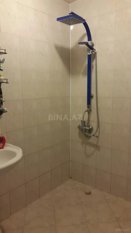 Satılır 4 otaqlı mənzil 90 m²