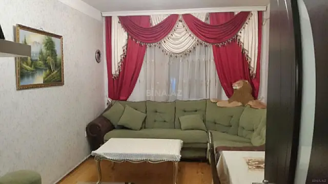 Satılır 4 otaqlı mənzil 90 m²