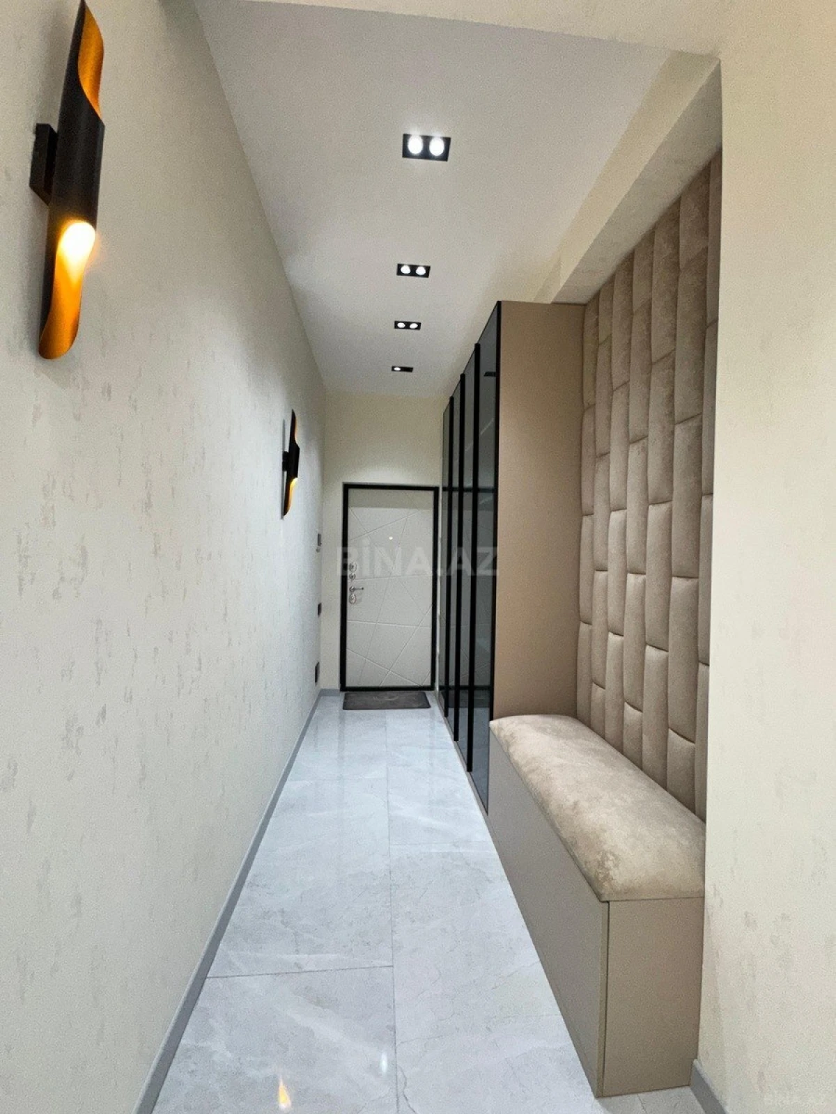 Satılır 2 otaqlı mənzil 56 m²