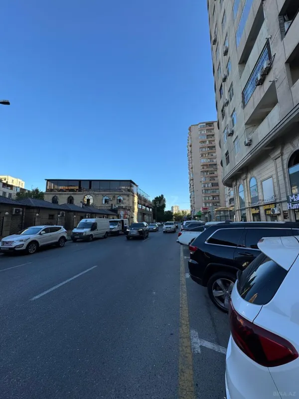 Satılır obyekt 60 m²